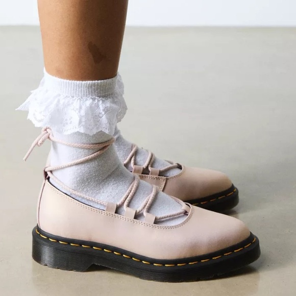 NWOT Dr Martens - Picture 2 of 13